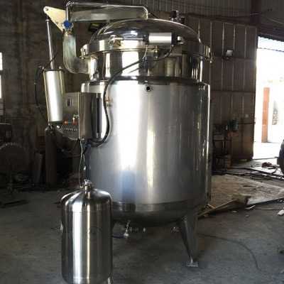 New vertical steam boiler/autoclave for electric heating